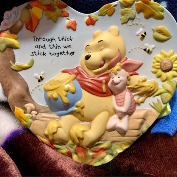 Rare Find …  Winnie the Pooh collectors plate. - Picture 1 of 2
